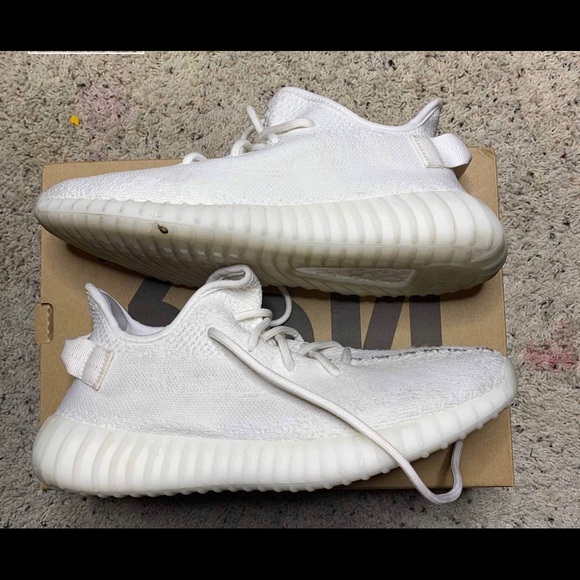 Yeezy Other - Yeezy // 350 V2 Triple White